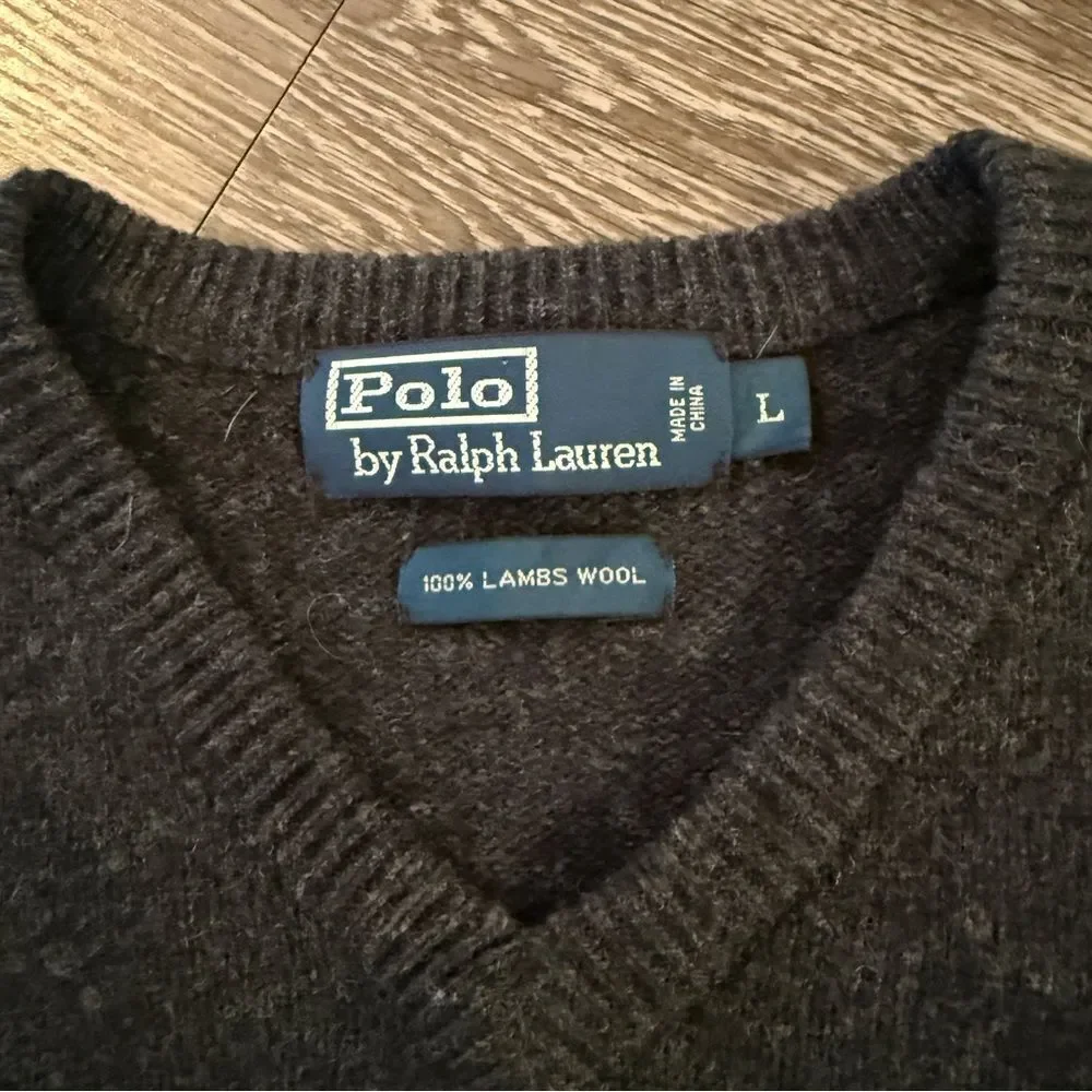 Polo Ralph Lauren Vintage Lambswool V Neck Sweater